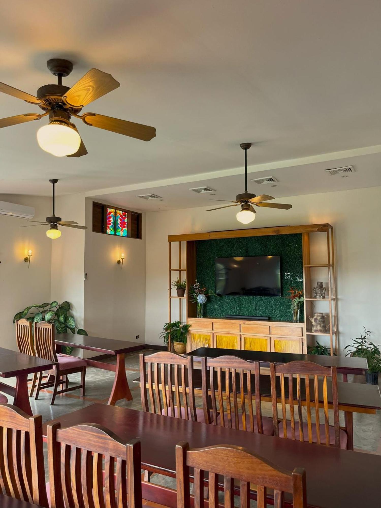 Villa Blanca Cloud Forest Hotel & Retreat San Ramon  Exterior photo
